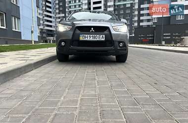 Внедорожник / Кроссовер Mitsubishi ASX 2012 в 
