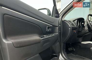 Внедорожник / Кроссовер Mitsubishi ASX 2012 в 
