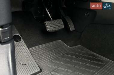 Внедорожник / Кроссовер Mitsubishi ASX 2012 в 