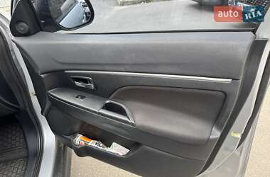 Внедорожник / Кроссовер Mitsubishi ASX 2011 в 