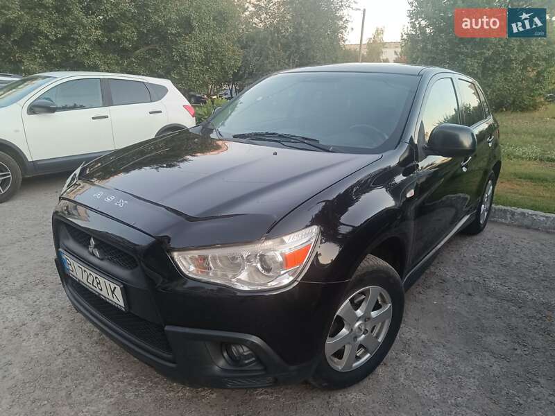 Внедорожник / Кроссовер Mitsubishi ASX 2010 в Пирятине