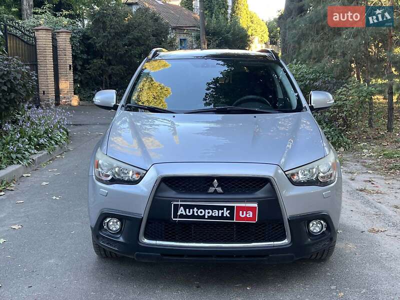 Позашляховик / Кросовер Mitsubishi ASX 2010 в Києві
