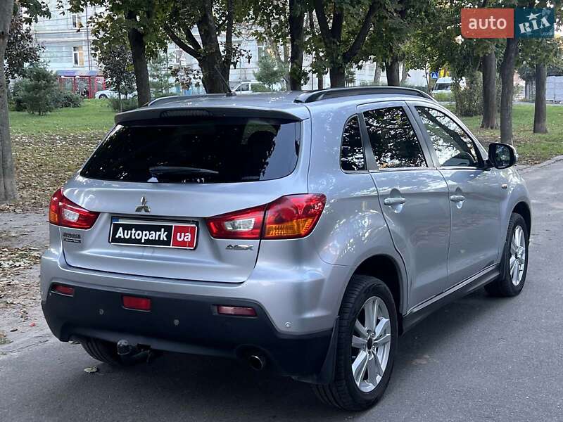 Позашляховик / Кросовер Mitsubishi ASX 2010 в Києві