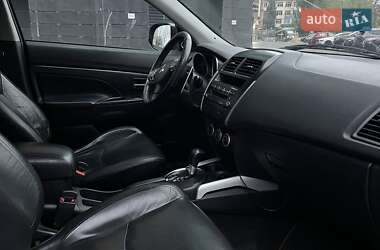 Внедорожник / Кроссовер Mitsubishi ASX 2011 в 