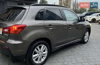 Внедорожник / Кроссовер Mitsubishi ASX 2011 в 
