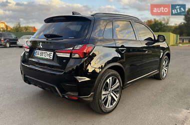 Внедорожник / Кроссовер Mitsubishi ASX 2023 в 