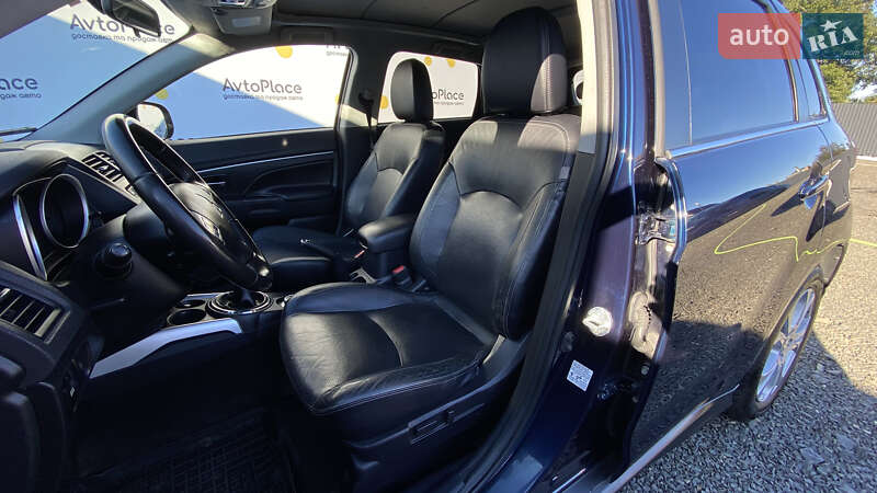 Внедорожник / Кроссовер Mitsubishi ASX 2010 в Луцке