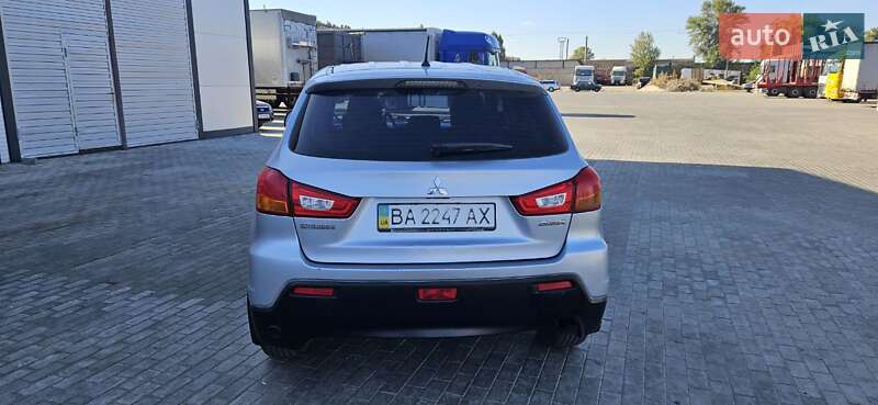 Внедорожник / Кроссовер Mitsubishi ASX 2011 в Черкассах