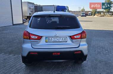 Внедорожник / Кроссовер Mitsubishi ASX 2011 в 