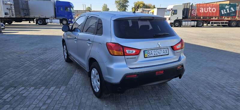 Внедорожник / Кроссовер Mitsubishi ASX 2011 в Черкассах