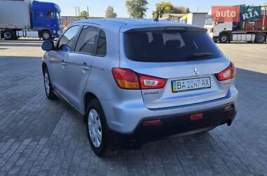 Внедорожник / Кроссовер Mitsubishi ASX 2011 в 