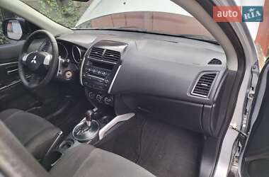 Внедорожник / Кроссовер Mitsubishi ASX 2011 в 