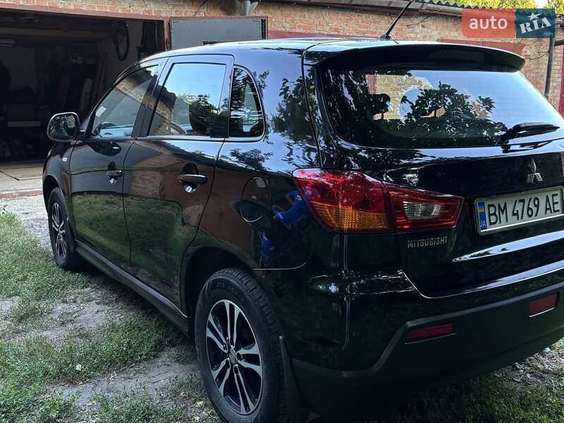 Внедорожник / Кроссовер Mitsubishi ASX 2010 в Ромнах
