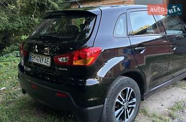 Внедорожник / Кроссовер Mitsubishi ASX 2010 в Ромнах