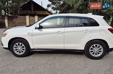 Внедорожник / Кроссовер Mitsubishi ASX 2018 в 