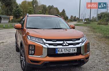Внедорожник / Кроссовер Mitsubishi ASX 2022 в Киеве