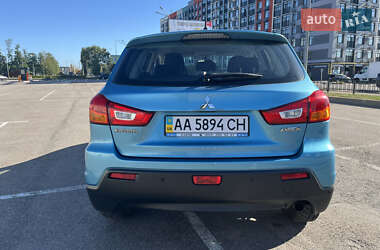 Внедорожник / Кроссовер Mitsubishi ASX 2011 в 