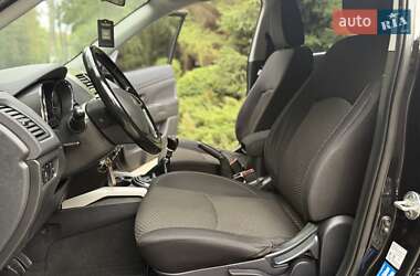 Внедорожник / Кроссовер Mitsubishi ASX 2014 в 