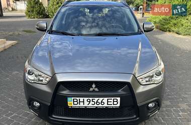 Внедорожник / Кроссовер Mitsubishi ASX 2011 в 