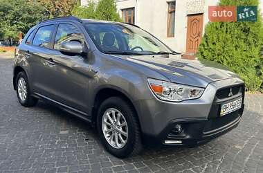 Внедорожник / Кроссовер Mitsubishi ASX 2011 в 