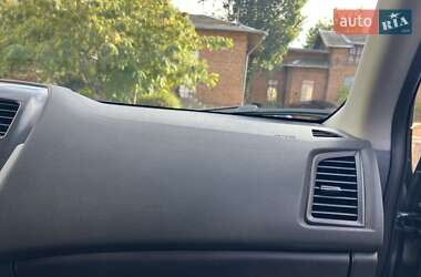 Внедорожник / Кроссовер Mitsubishi ASX 2011 в 