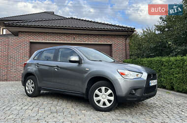 Внедорожник / Кроссовер Mitsubishi ASX 2012 в 
