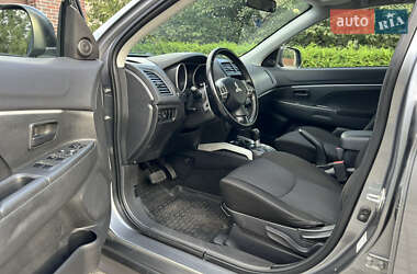 Внедорожник / Кроссовер Mitsubishi ASX 2012 в 