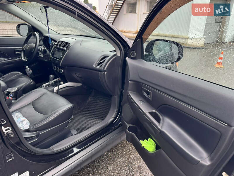 Позашляховик / Кросовер Mitsubishi ASX 2014 в Києві