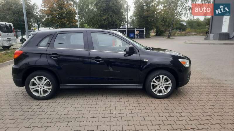 Внедорожник / Кроссовер Mitsubishi ASX 2010 в Киеве