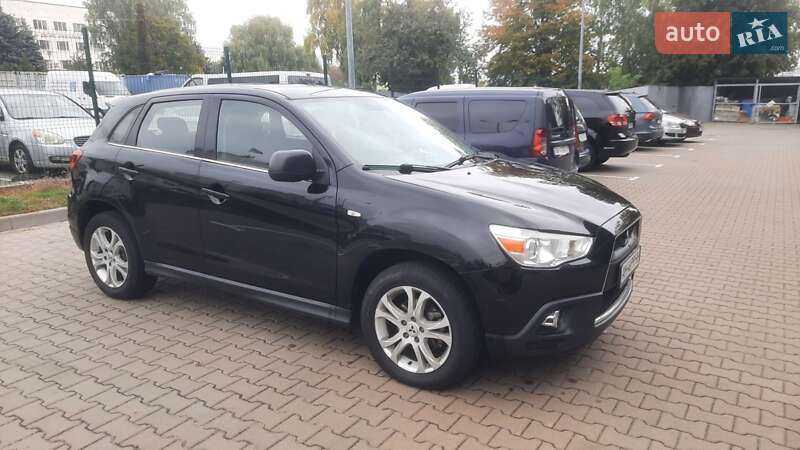Внедорожник / Кроссовер Mitsubishi ASX 2010 в Киеве