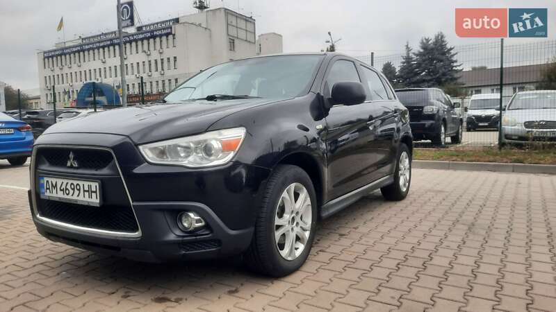 Внедорожник / Кроссовер Mitsubishi ASX 2010 в Киеве