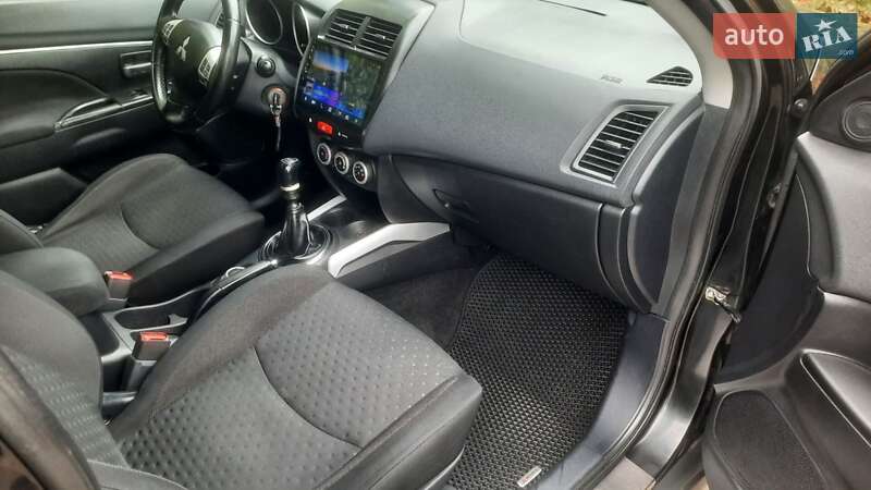 Внедорожник / Кроссовер Mitsubishi ASX 2010 в Киеве