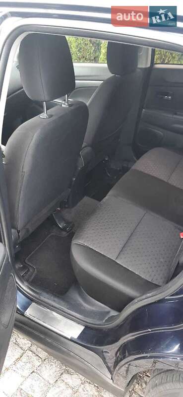 Внедорожник / Кроссовер Mitsubishi ASX 2012 в Черновцах