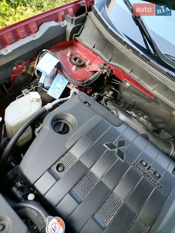 Внедорожник / Кроссовер Mitsubishi ASX 2013 в Бершади