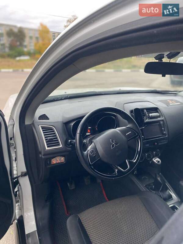 Позашляховик / Кросовер Mitsubishi ASX 2020 в Житомирі