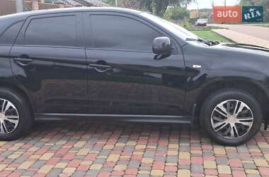 Внедорожник / Кроссовер Mitsubishi ASX 2011 в 