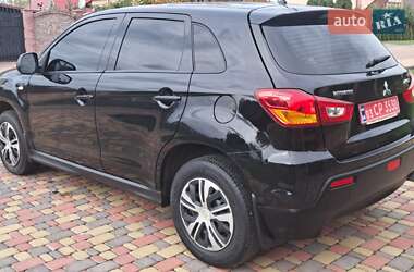 Внедорожник / Кроссовер Mitsubishi ASX 2011 в 