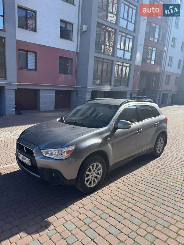Внедорожник / Кроссовер Mitsubishi ASX 2010 в Ивано-Франковске фото 2 Внедорожник / Кроссовер Mitsubishi ASX 2010 в Ивано-Франковске