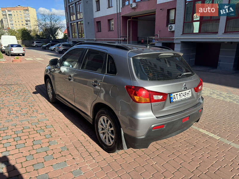 Внедорожник / Кроссовер Mitsubishi ASX 2010 в Ивано-Франковске фото 4 Внедорожник / Кроссовер Mitsubishi ASX 2010 в Ивано-Франковске
