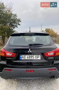 Позашляховик / Кросовер Mitsubishi ASX 2011 в 