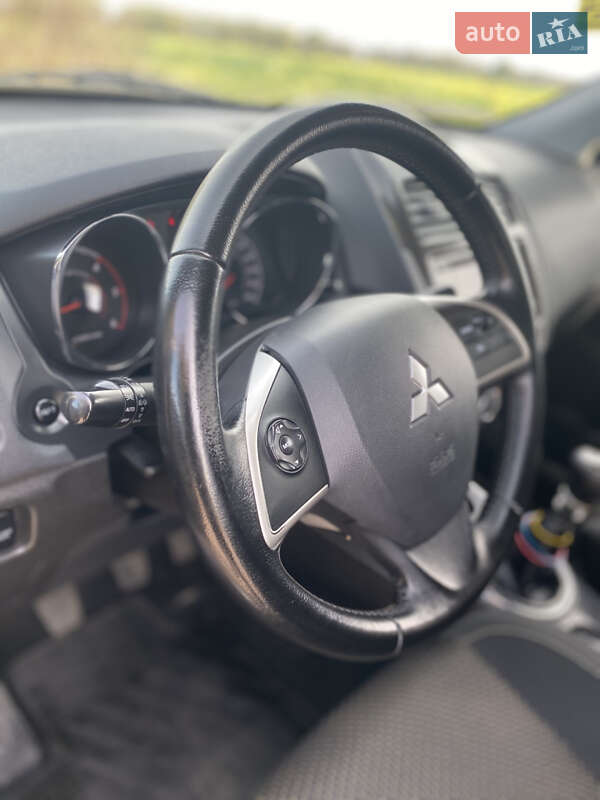 Внедорожник / Кроссовер Mitsubishi ASX 2014 в Житомире