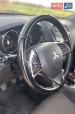 Позашляховик / Кросовер Mitsubishi ASX 2014 в  фото 25 Позашляховик / Кросовер Mitsubishi ASX 2014 в