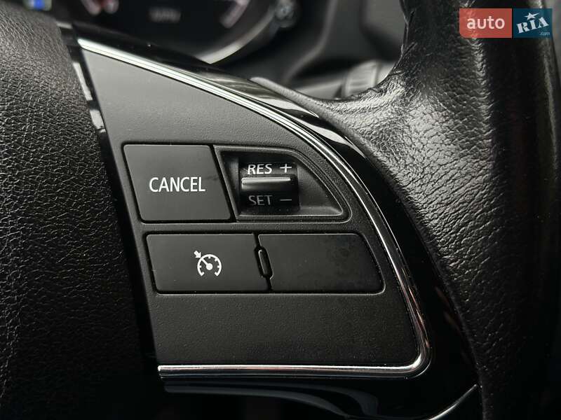 Позашляховик / Кросовер Mitsubishi ASX 2016 в Києві