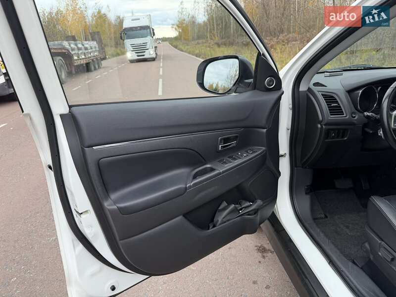 Позашляховик / Кросовер Mitsubishi ASX 2014 в Києві фото 29 Позашляховик / Кросовер Mitsubishi ASX 2014 в Києві