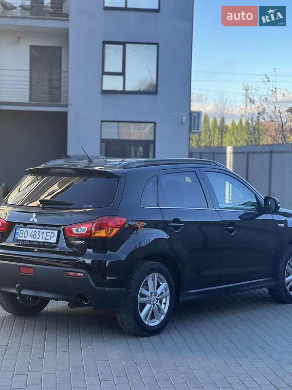 Позашляховик / Кросовер Mitsubishi ASX 2010 в Кременці