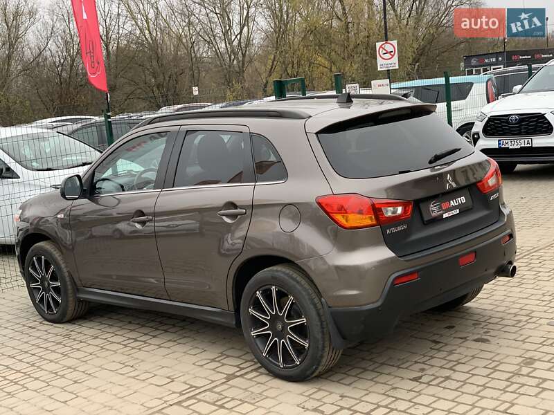 Позашляховик / Кросовер Mitsubishi ASX 2011 в Бердичеві фото 19 Позашляховик / Кросовер Mitsubishi ASX 2011 в Бердичеві