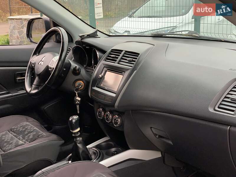 Позашляховик / Кросовер Mitsubishi ASX 2011 в Бердичеві фото 34 Позашляховик / Кросовер Mitsubishi ASX 2011 в Бердичеві