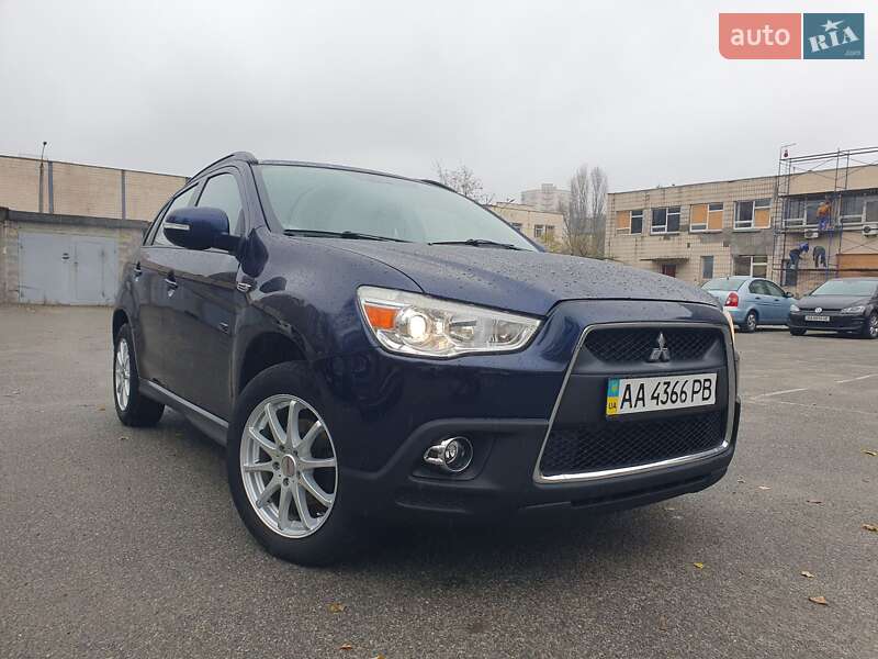 Позашляховик / Кросовер Mitsubishi ASX 2012 в Києві
