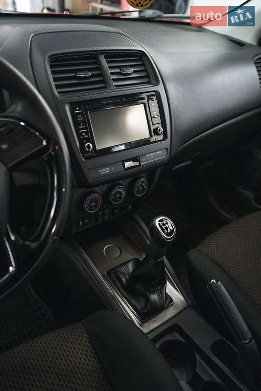 Позашляховик / Кросовер Mitsubishi ASX 2018 в Чернівцях фото 9 Позашляховик / Кросовер Mitsubishi ASX 2018 в Чернівцях