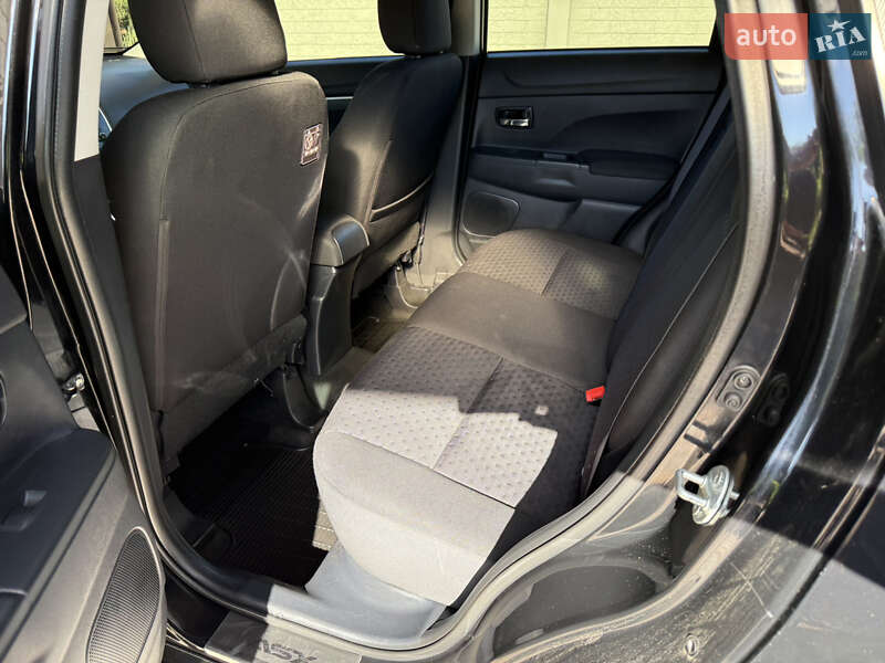 Позашляховик / Кросовер Mitsubishi ASX 2012 в Дніпрі фото 26 Позашляховик / Кросовер Mitsubishi ASX 2012 в Дніпрі